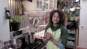 Why Does Webb Use Salt Lenses_Mp4